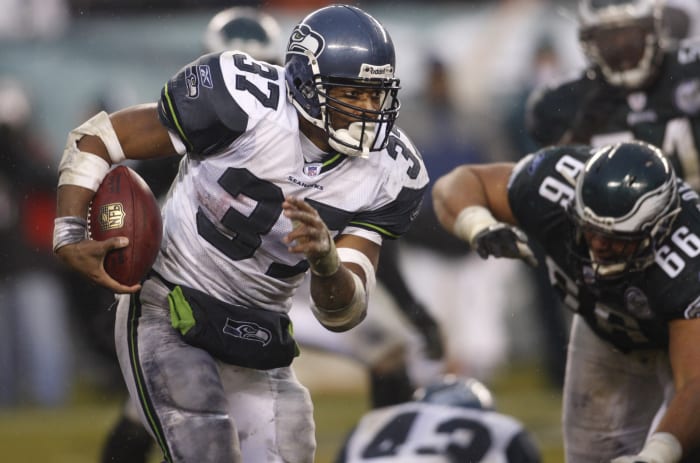 Alexander scored 100 rushing touchdowns in his career and nearly 20 percent of them were at least 20 yards on the ground, displaying underrated explosiveness.